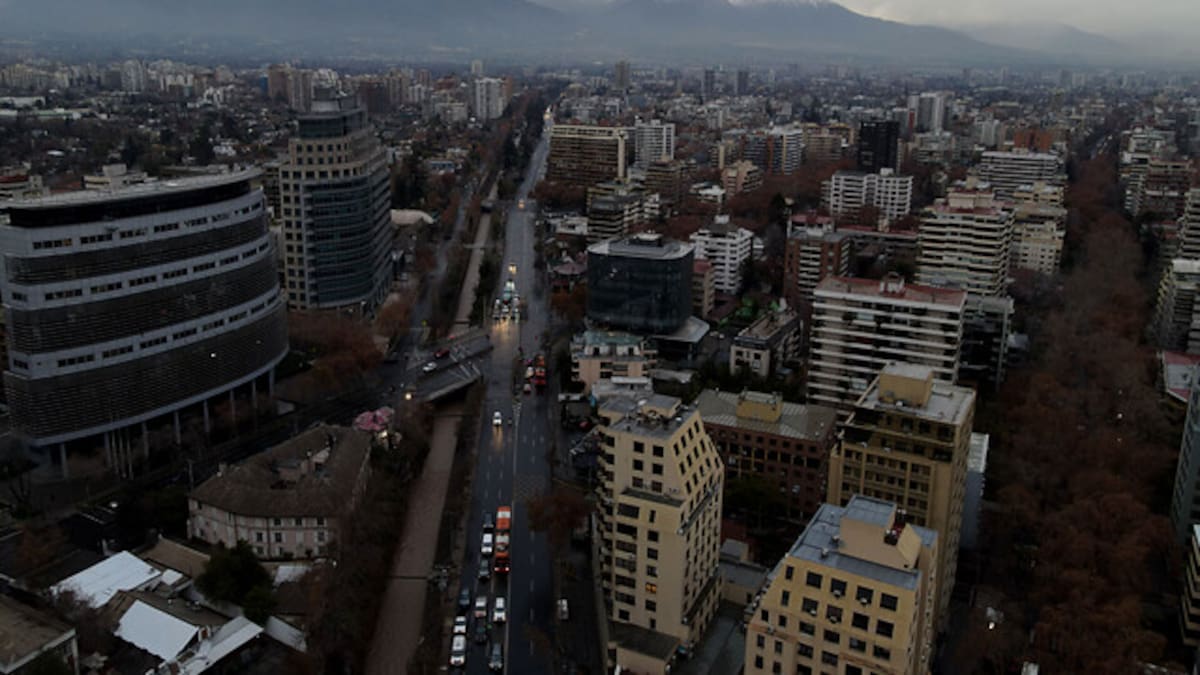 Onemi alertó por lluvias este fin de semana en la Región Metropolitana