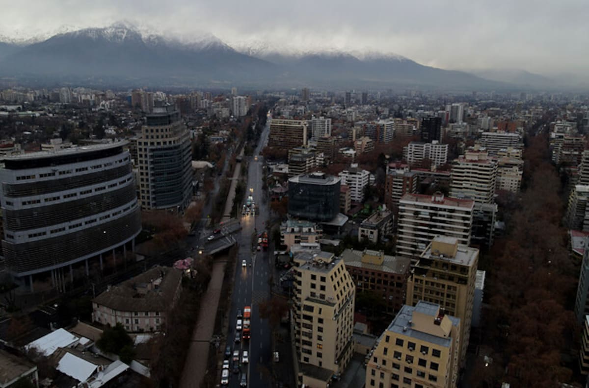 Onemi alertó por lluvias este fin de semana en la Región Metropolitana