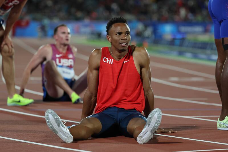 no pudo terminar su participación en Italia. Foto: Photosport.
