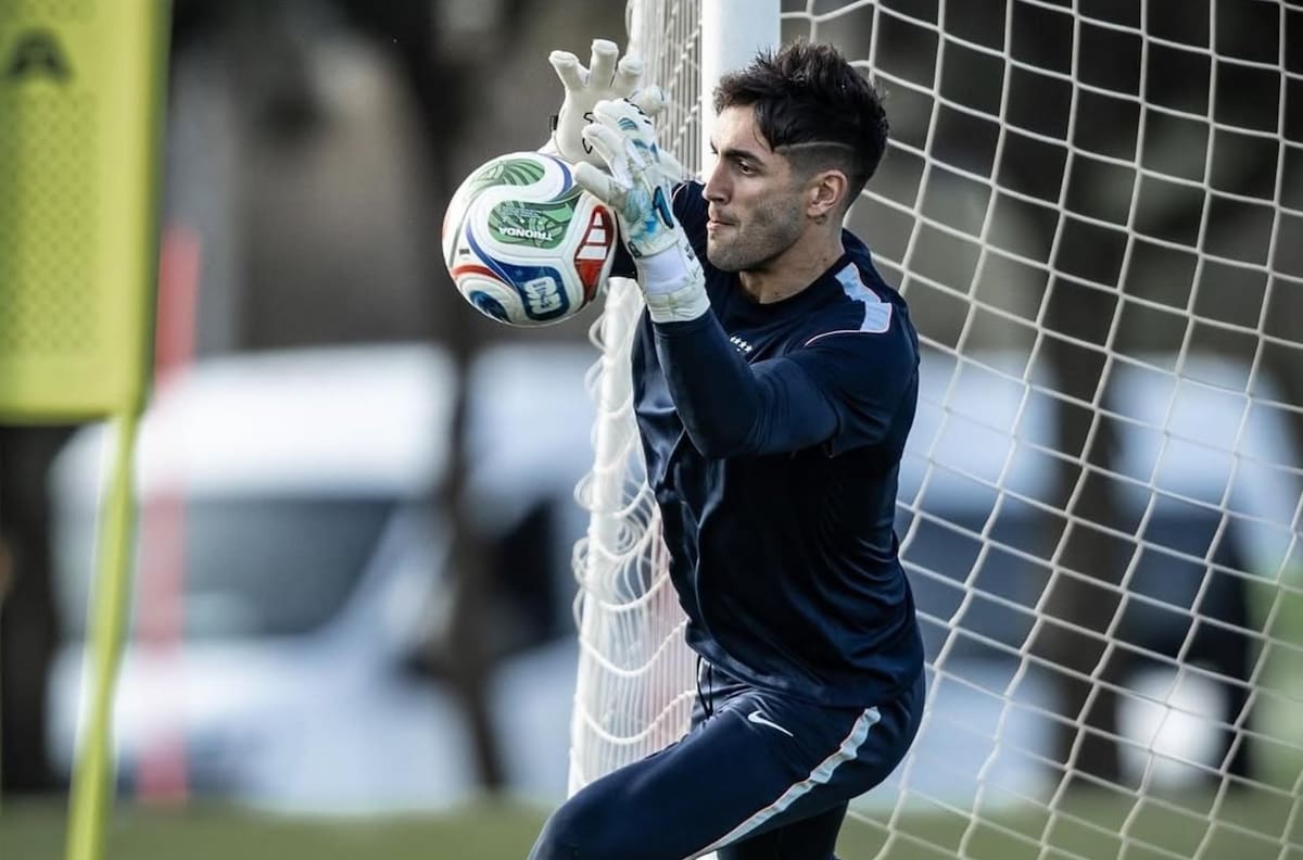 Colo-Colo sorprende y cierra el fichaje de arquero mundialista
