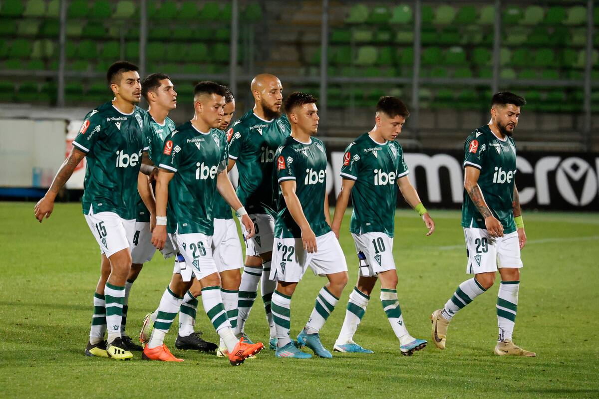 Se encuentra en el octavo lugar de la tabla de la Primera B con 19 puntos.