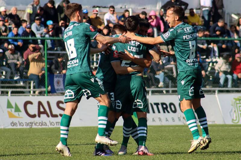 escaló hasta el décimo puesto en Primera B, tras vencer a Deportes Santa Cruz. Foto: Campeonato Chileno.