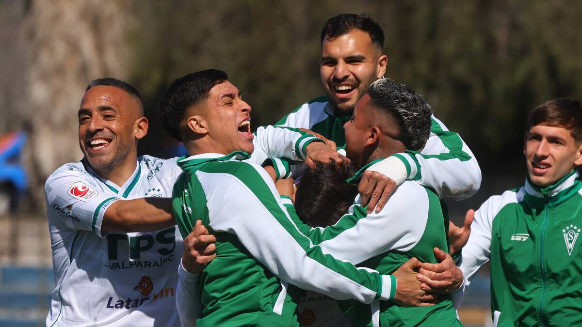 Sonríe Sorace: Wanderers recupera tres piezas claves y se rearma para ir por el ascenso directo