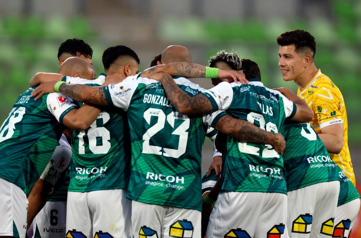 De Colo Colo y la UC: los dos jugadores que se ofrecieron para jugar en Santiago Wanderers y fueron rechazados