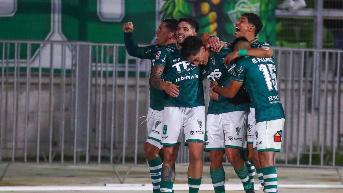 Figura de Santiago Wanderers explicó gesto de celebración: fue dedicado a Enzo Gutiérrez