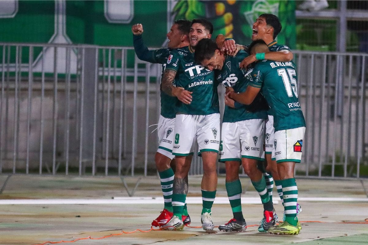 El espectacular triunfo del Decano sobre Cobreloa todavía se comenta en Valparaíso. Foto: Agencia Aton.