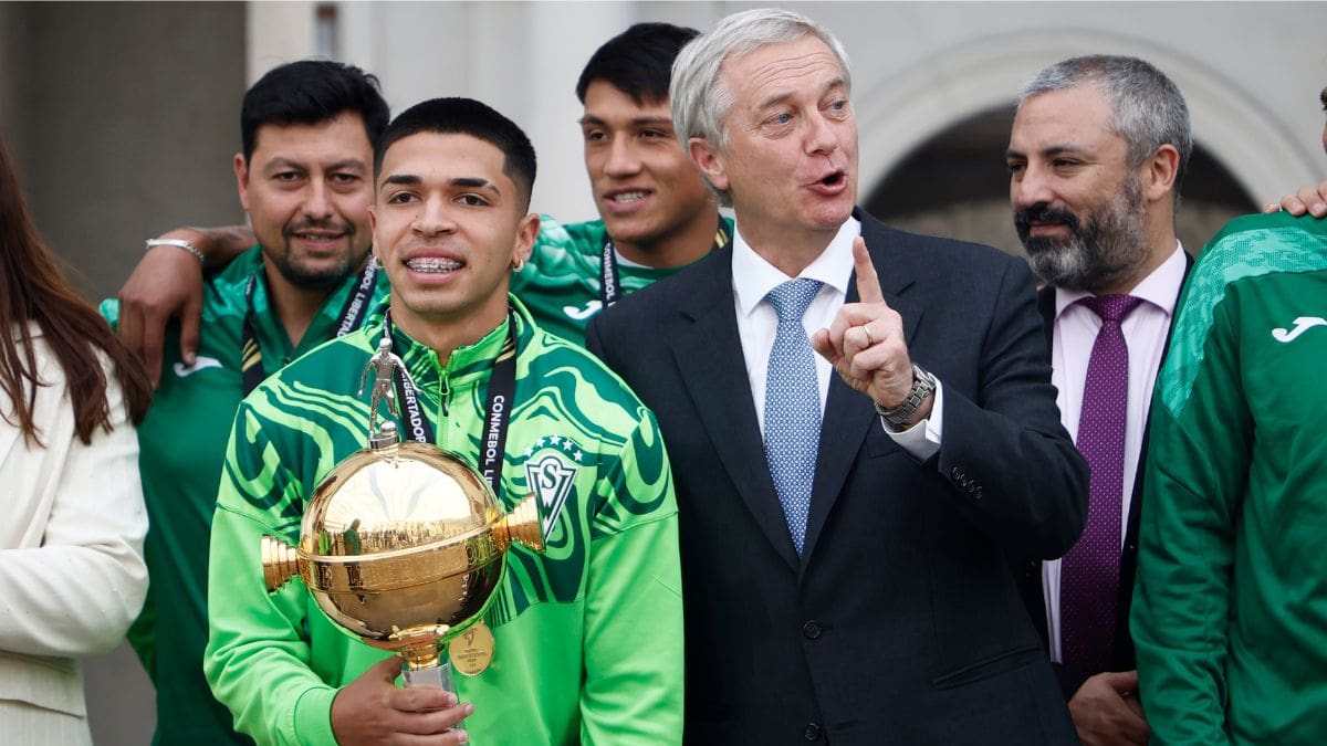 FOTOS | Presidente Kast recibió en La Moneda al Wanderers campeón de la Copa Libertadores Sub-20
