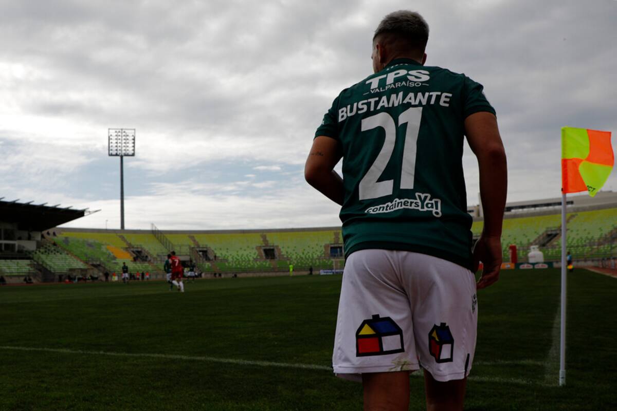Santiago Wanderers tendrá 9.000 personas de aforo contra la UC. Foto: Aton.
