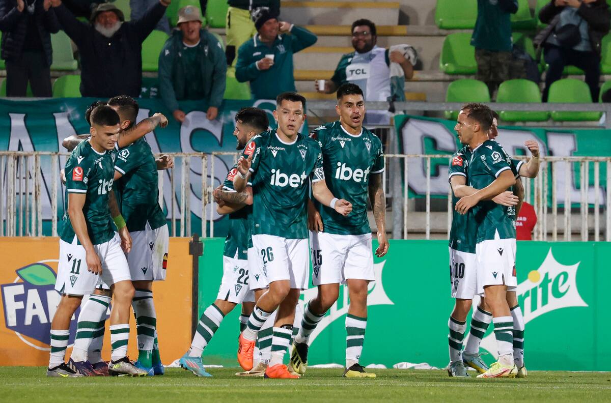 En Juan Fernández ya palpitan la próxima Copa Chile: “Aquí está lleno de hinchas de Santiago Wanderers”