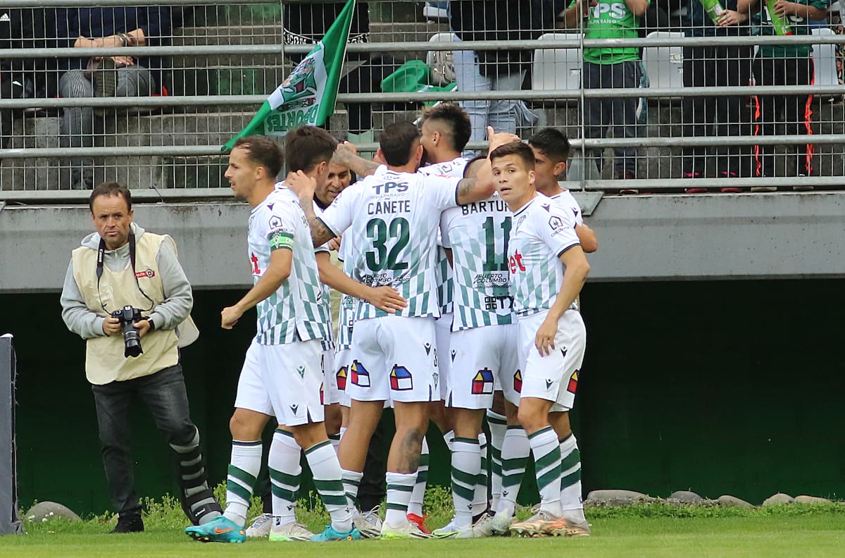 Santiago Wanderers se potencia y oficializa dos refuerzos sorpresa