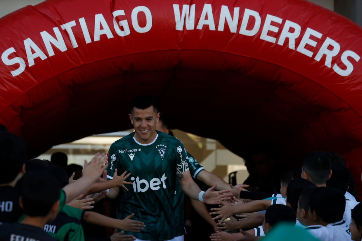 tendrá a Carlos Muñoz como titular ante Deportes Recoleta (Foto: Aton)
