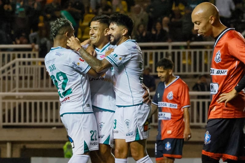 Los Caturros deberán viajar a Arica para enfrentar a San Marcos. Foto: Aton.