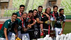 Históricos de Wanderers se dividen por el futuro del equipo en Primera