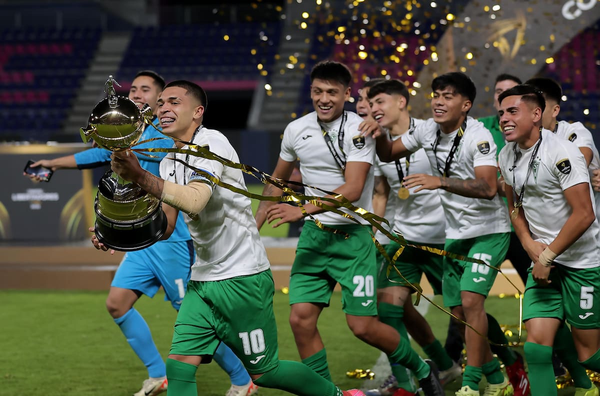 “Siempre está la posibilidad”: Directivo de Wanderers reconoce interés de “clubes de Santiago” por campeones de América