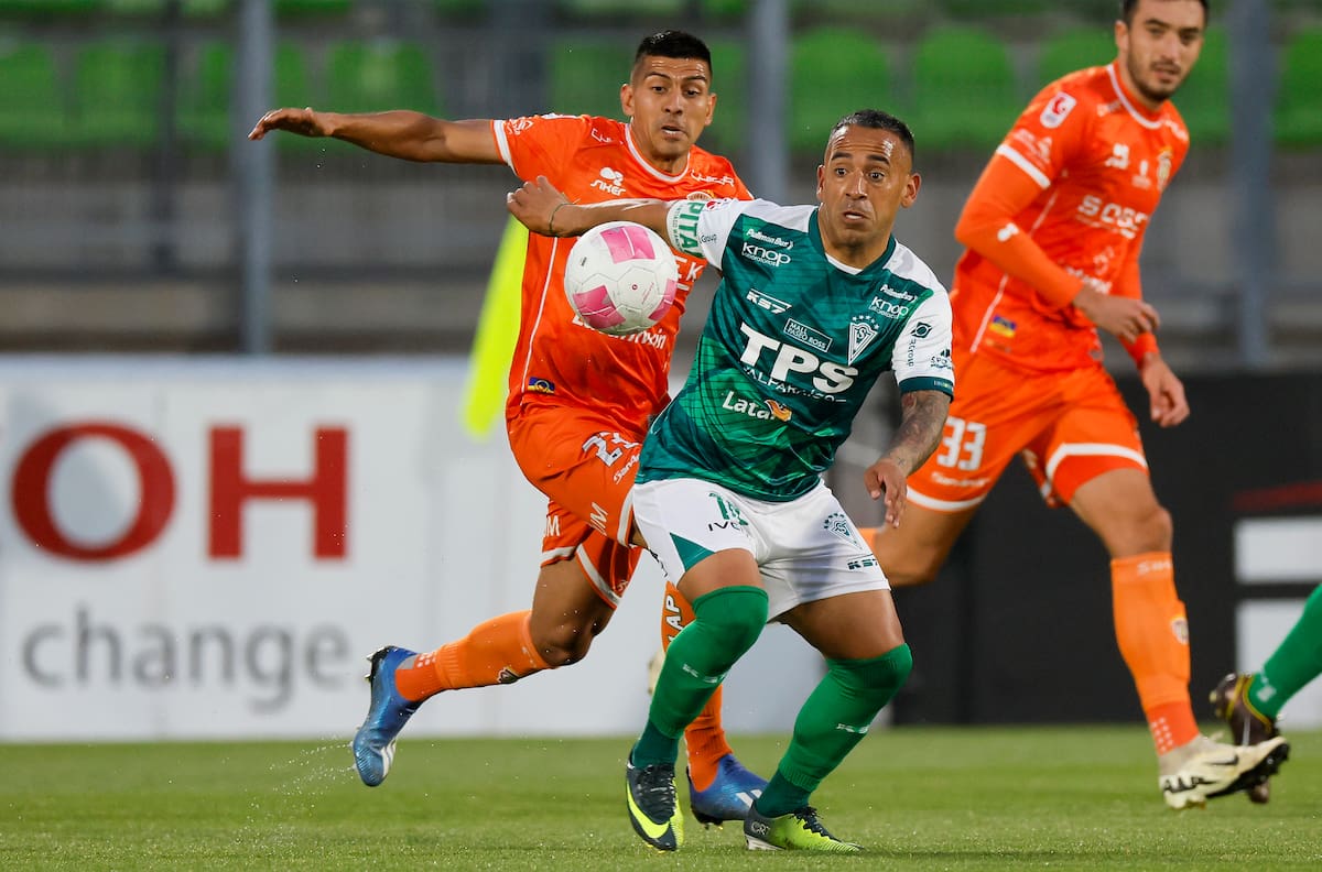 “Cobreloa tiene una historia enorme y Wanderers es el decano del fútbol chileno; no deberían estar en la B”