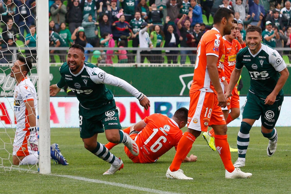 En Valparaíso, el cuadro porteño propinó un histórico 5-1 a los loínos. Foto: Aton.