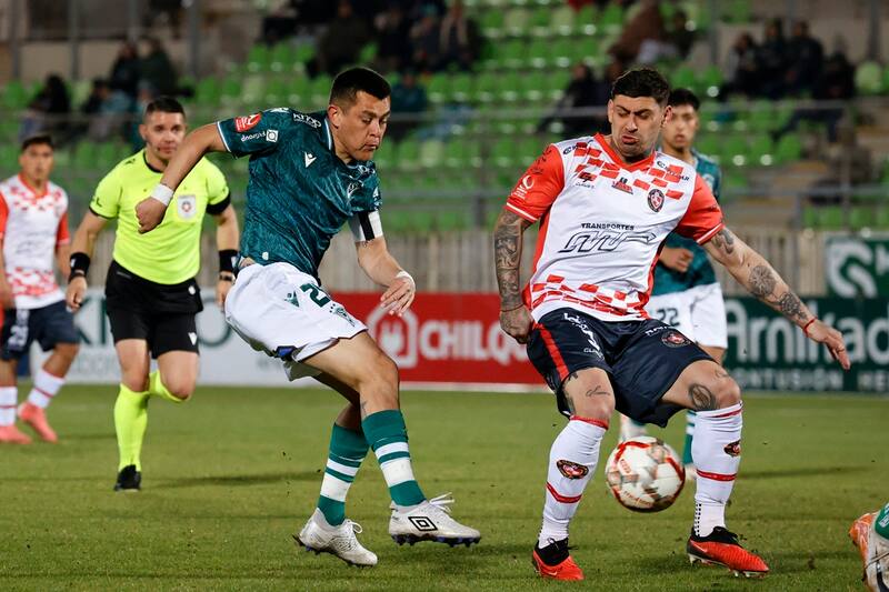Santiago Wanderers igualó 1-1 ante Deportes Limache.