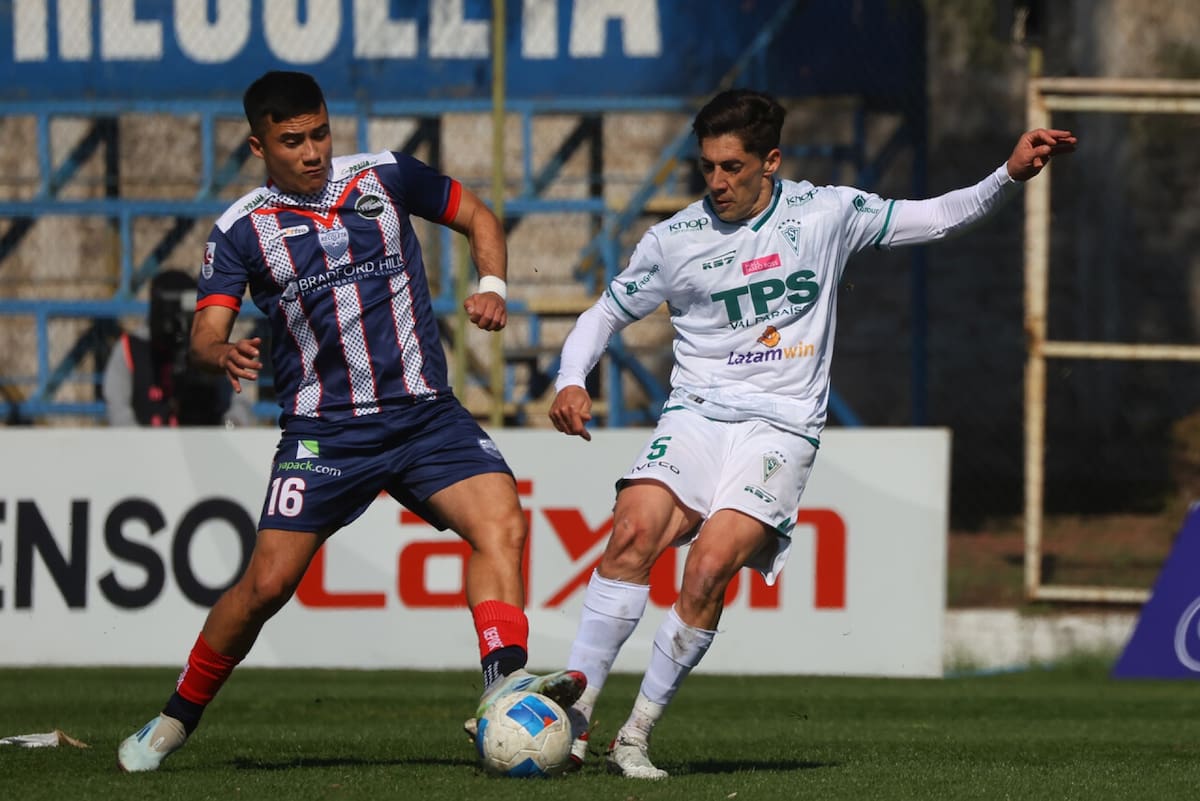 Caturros y albiazules inician hoy su aventura en la Primera B 2026. Foto: Agencia Aton.