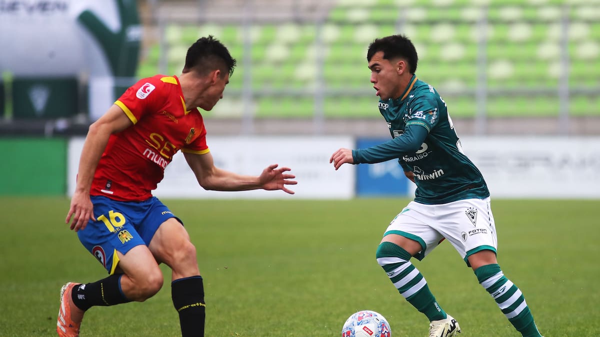 Santiago Wanderers rescató un empate agónico ante Unión Española y sigue en la cima de la Primera B