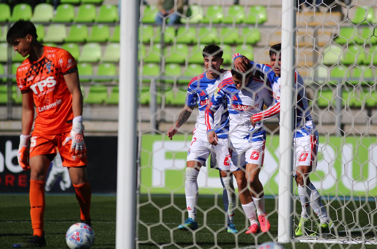La U eliminó a Wanderers de la Copa Chile y quedó a un paso de la clasificación a octavos