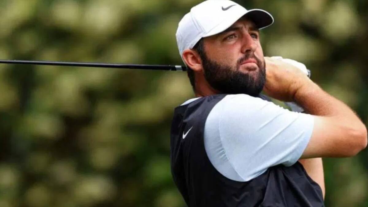 El extraño accidente navideño que sufrió el mejor golfista del mundo