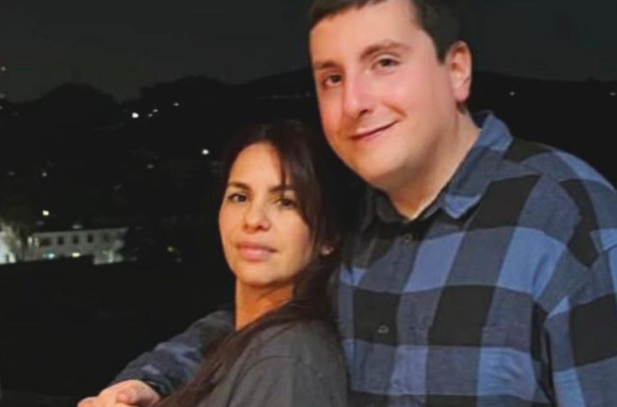 “Bienvenido a este mundo loco”: Sebastián Badilla presenta a su hijo recién nacido, Vicente, con hermosas fotografías