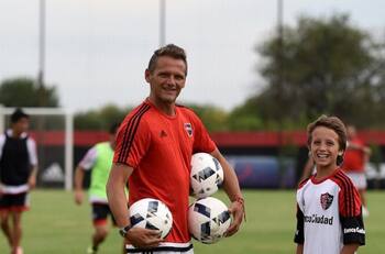 Sebastián Cejas: "Todos hablan de lo bien que jugaba Colo Colo el 2006"