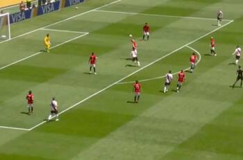 Regaló la pelota: el insólito error de Urawa Red Diamonds para poner en ventaja a River Plate