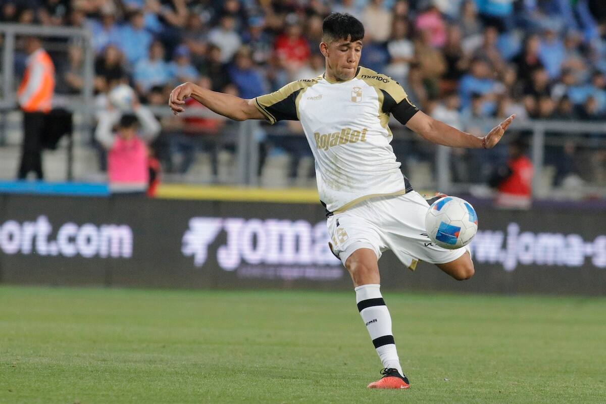 El volante logró ser campeón en Coquimbo Unido, el club en el que se formó. Foto: Agencia Aton.