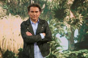 Sebastián Jiménez revela los desafíos y emociones detrás de “Acción Animal”, su nuevo programa en TVN