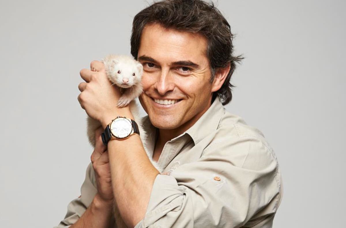 Quién es Sebastián “Lindorfo” Jiménez, reconocido veterinario y presentador de televisión