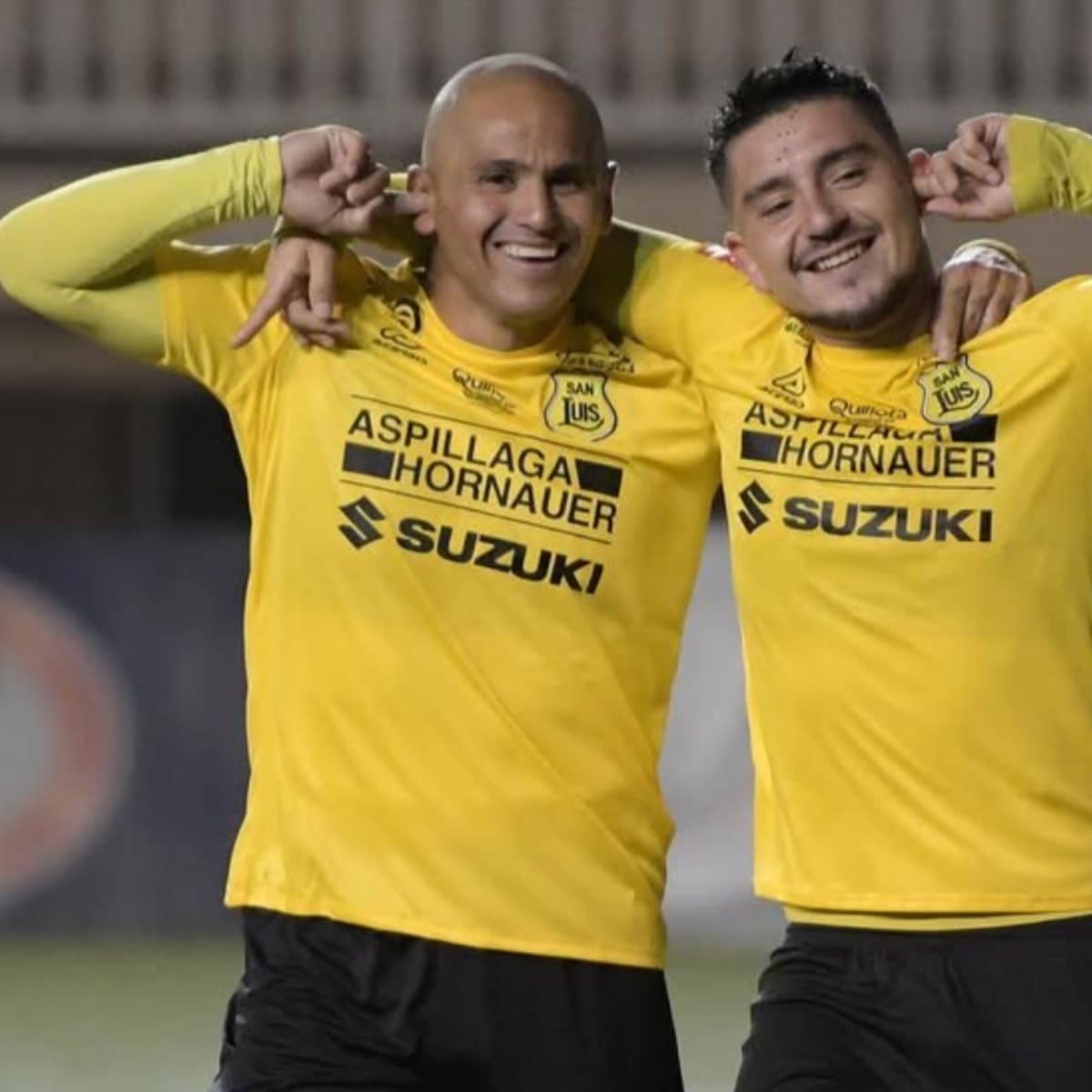 El heredero del “Chupete” Suazo: “Yo celebraba como él; me apadrinó me cuida, me guía. Es un cariño especial”