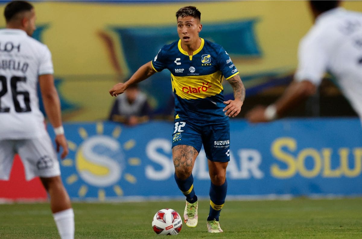 Refuerzo para la Sudamericana: Unión Española asegura a defensor central referente de Everton