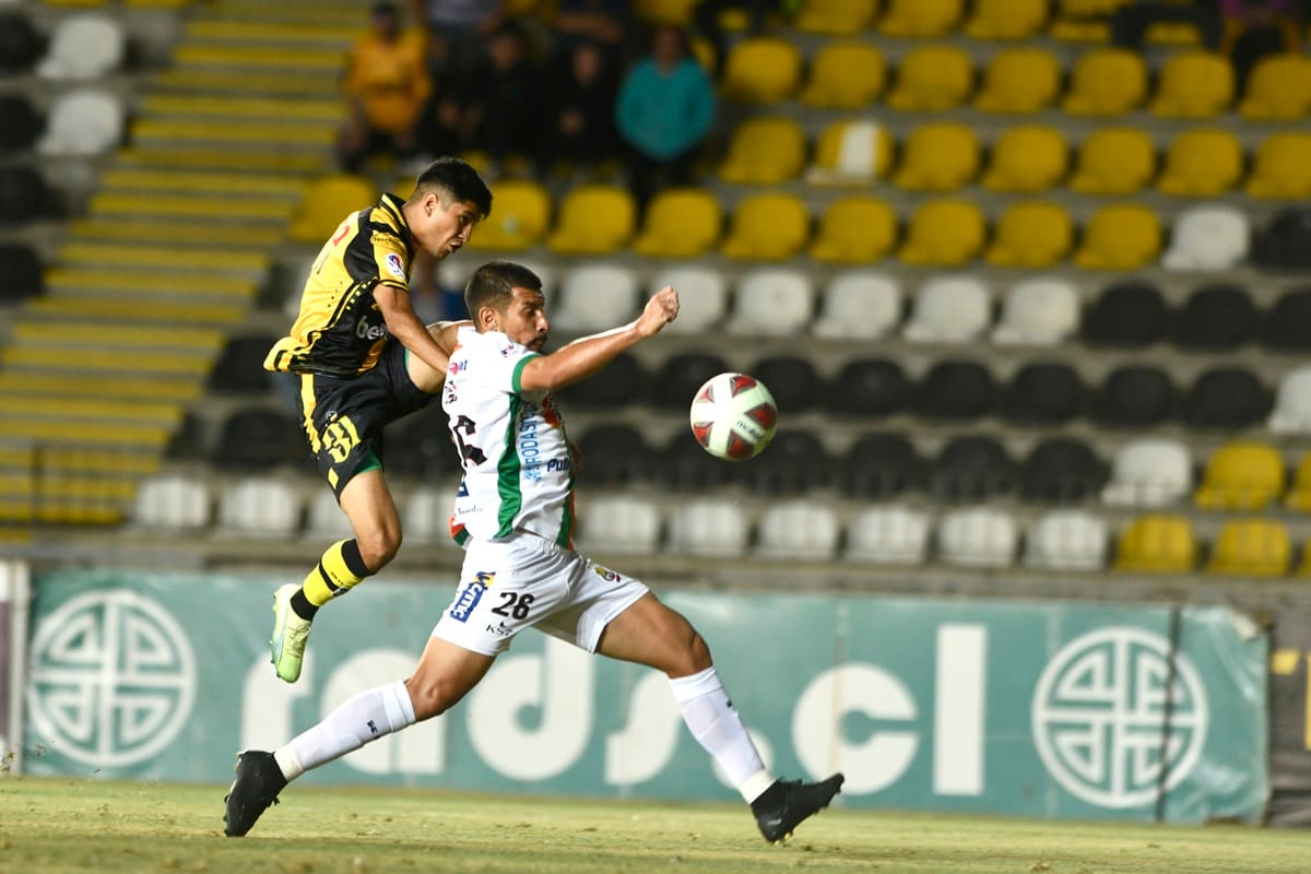 Dejó Cobresal para jugar en la Segunda División. Foto: Alejandro Pizarro Ubilla/Photosport