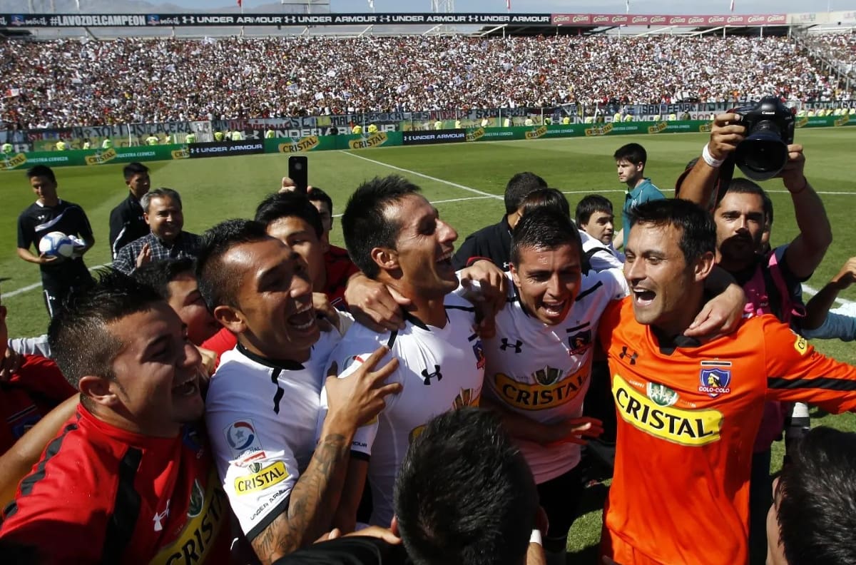 Campeón con Colo Colo se retiró y ahora es presidente de este club del fútbol chileno