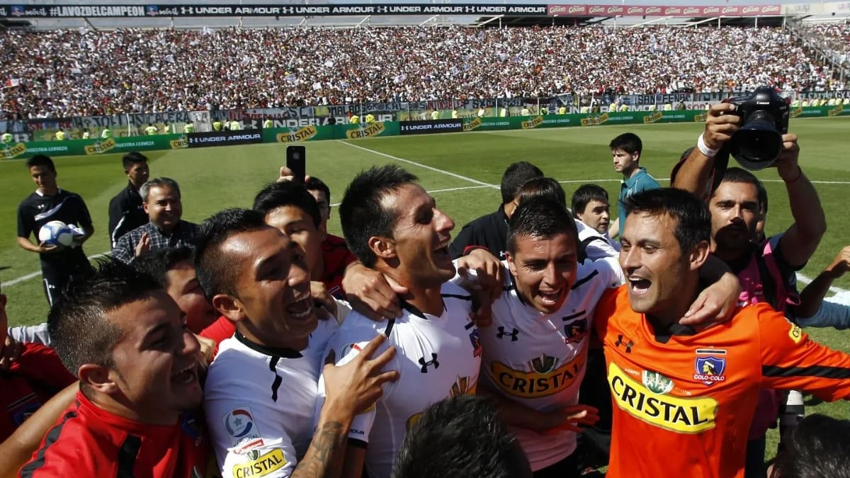 “Ojalá no salga a la luz”: Ex Colo Colo se refirió al tenso ambiente que hay en el Estadio Monumental