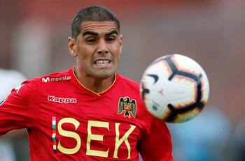 Sempiterno goleador del fútbol chileno: “Muchos extranjeros se sacan la mugre, pero otros solo vienen a delinquir”