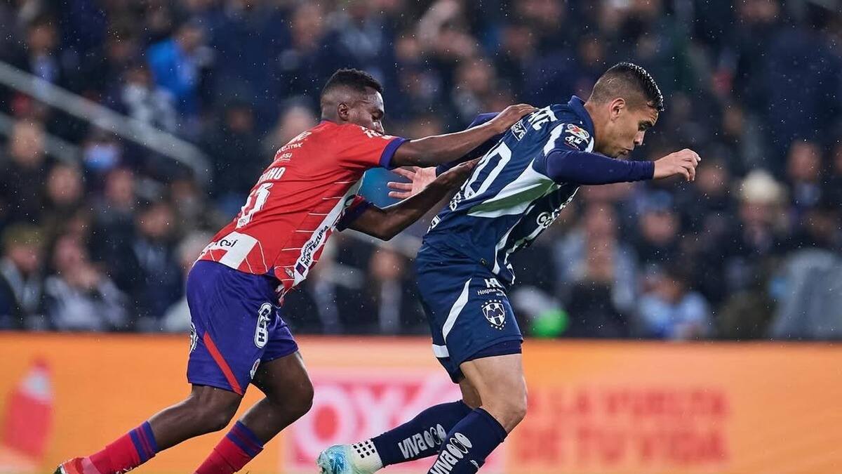 Se acerca al Monumental: el millonario sueldo que deberá pagar Colo Colo para fichar a Sebastián Vegas