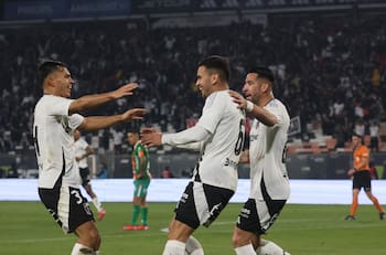 Celebra Jorge Almirón: los dos jugadores que suma en Colo Colo