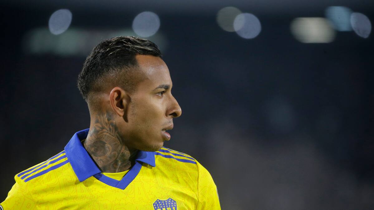 ¿Rumbo al Monumental? El posteo de Sebastián Villa que desató la locura entre los hinchas de Colo Colo