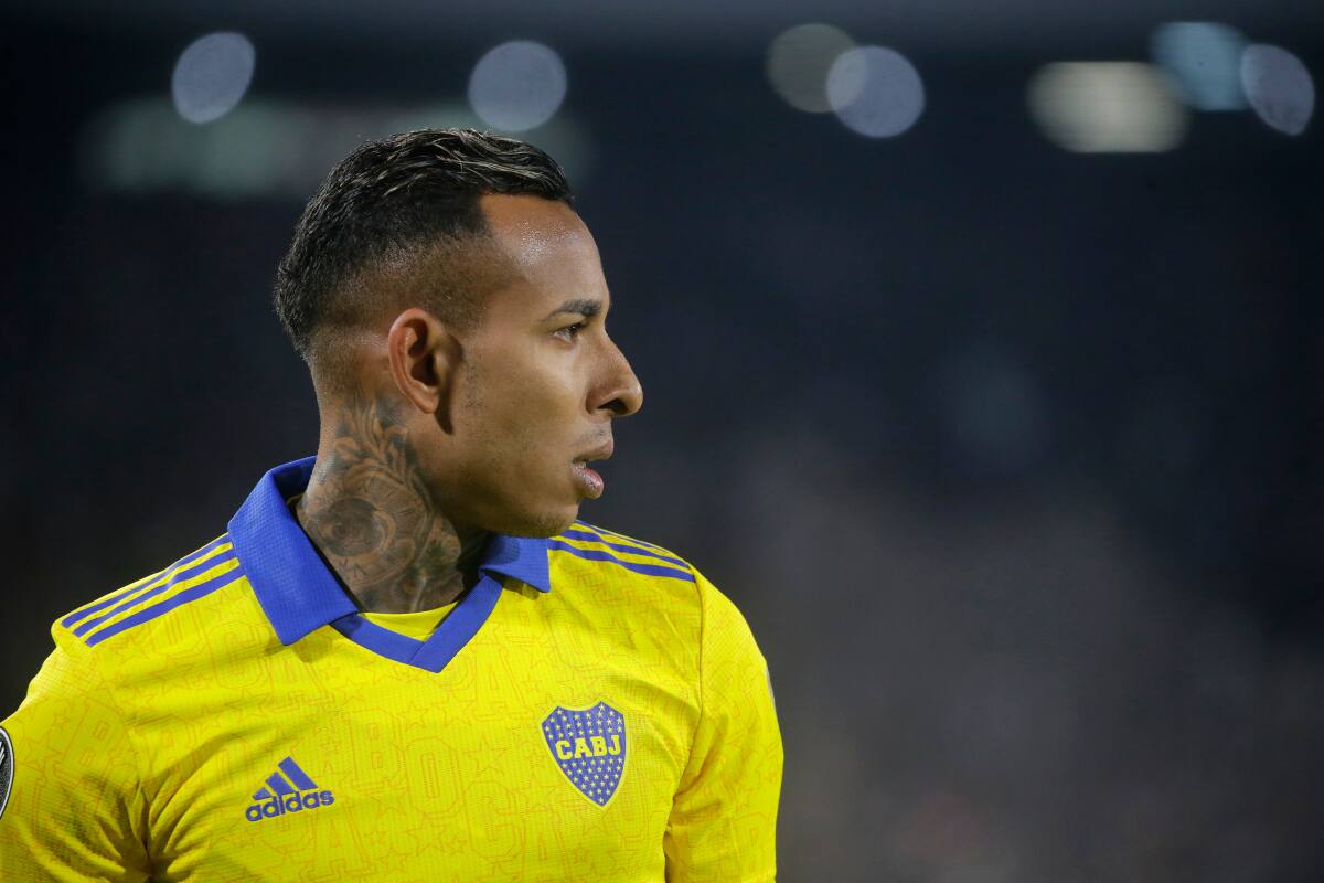 El delantero colombiano de Boca Juniors fue condenado a dos años y un mes de prisión. (Foto: Agencia Aton)