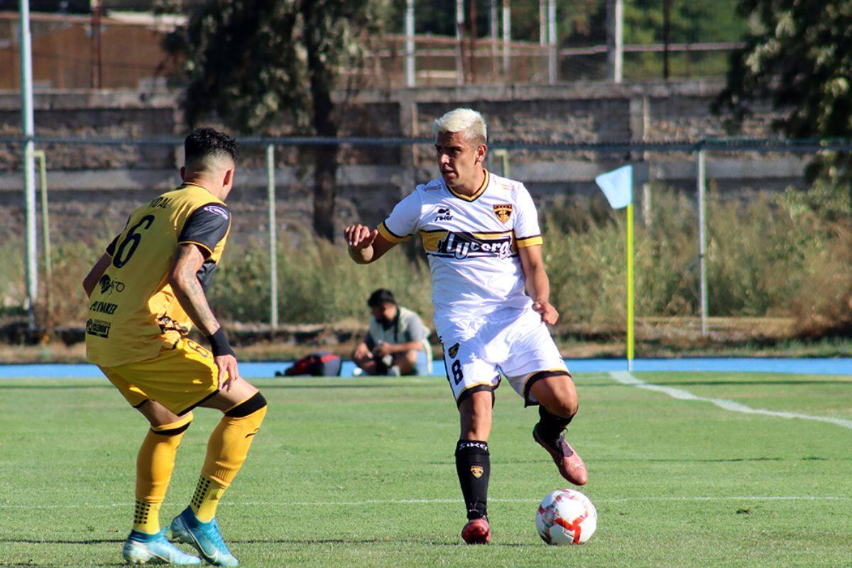 Fernández Vial vs Lautaro de Buin, un partido crítico para el Inmortal. Foto: Campeonato Chileno.