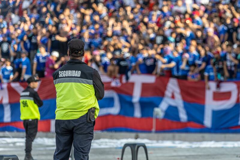 La crisis que afecta al balompié nacional. Foto: Aton