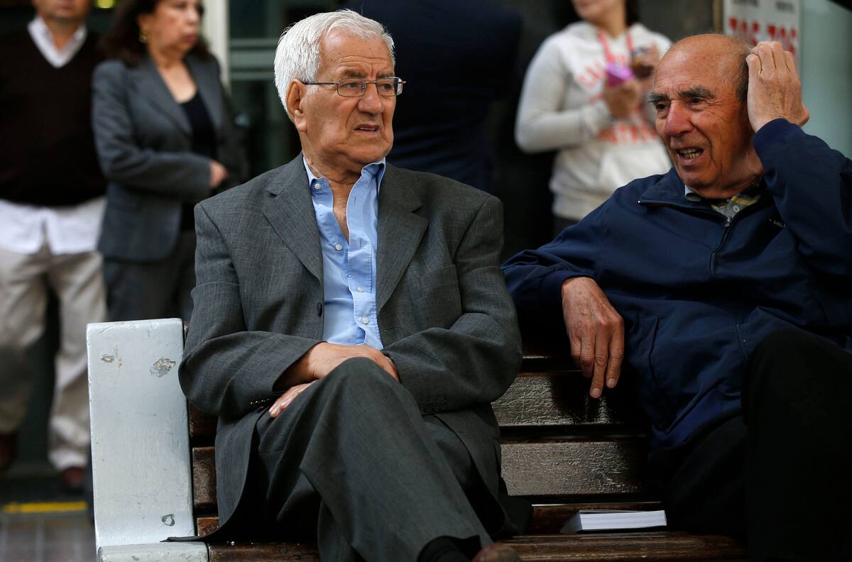 Retira el 100% de tu Seguro de Cesantía cumpliendo uno de estos DOS requisitos