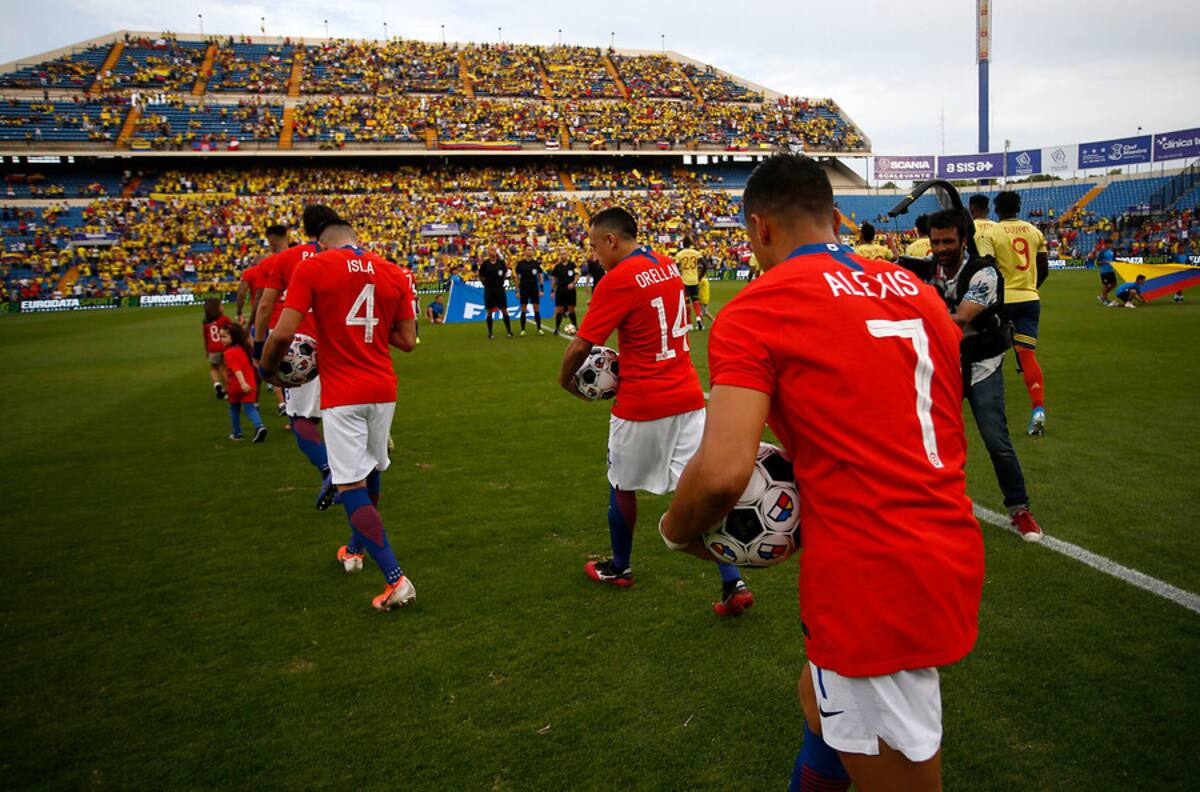 Amigos y rivales: El saludo de la Roja a la Selección Colombiana en el día de su aniversario