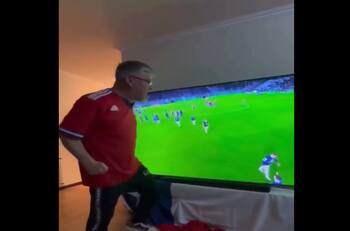 VIDEO | “Ándate viejo cu...”: El “Tano Pasman Chileno” que la rompió en redes sociales tras el empate de La Roja