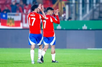 Como estrellas: así recibieron en Rusia a los jugadores de la Selección Chilena