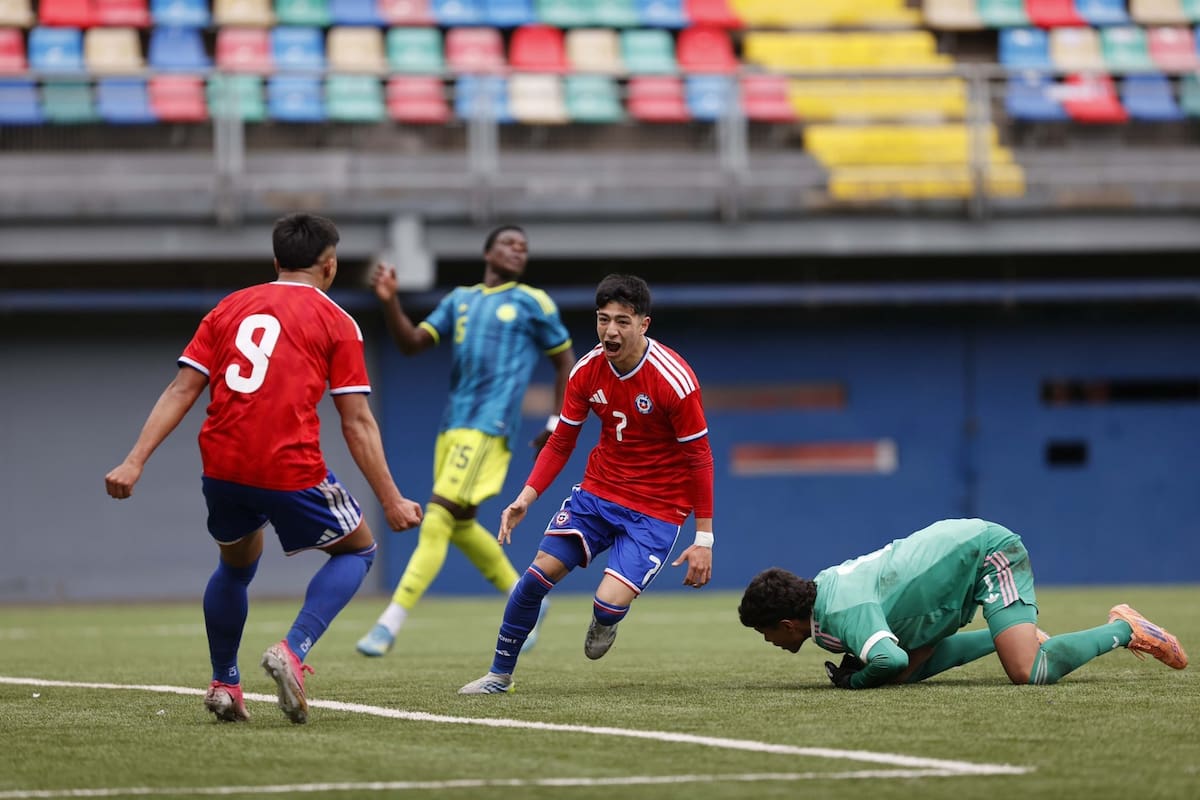 La Roja Sub-17 venció 4-1 a su símil de Colombia. Foto: @LaRoja.