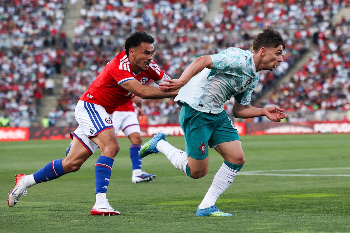 La Roja viene de caer, dejando una mala imagen, ante Portugal en Oeiras. Foto: EFE