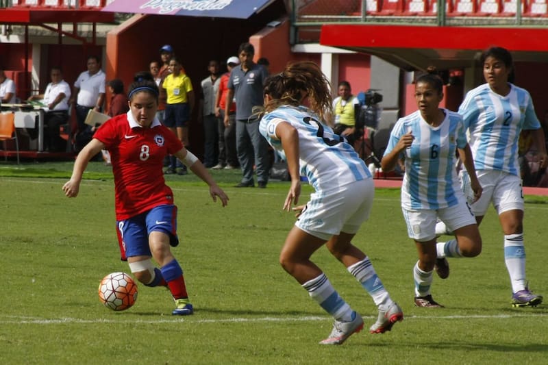 Javiera Grez, con apenas 15 años, en el Sudamericano Sub 17 de Venezuela 2016. Foto: FFCh